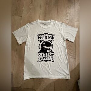 NWT White Graphic Cotton Tee with Funny Dinosaur Print 🦖😆